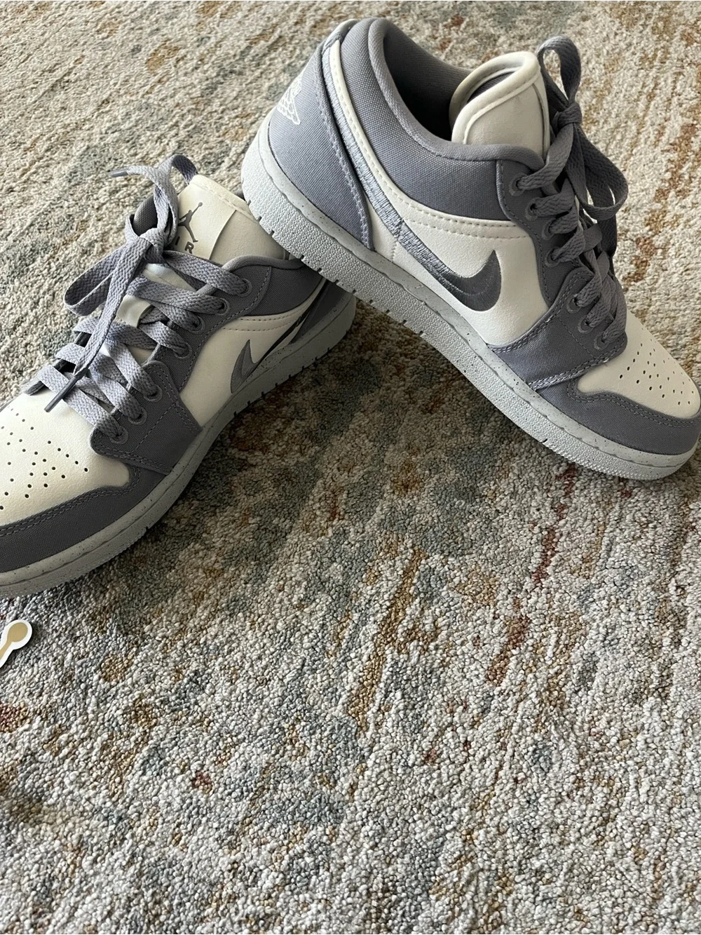 New Nike Jordan 1 low women’s 8